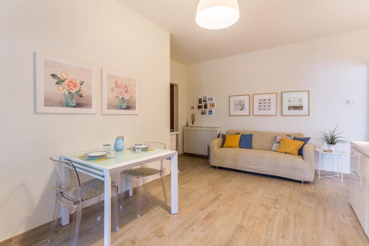 Ferienwohnung La Terrazza Brunate Exterior foto